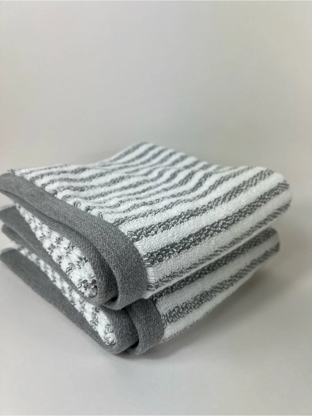 Eco Melange Bath Towels Light Gray & White Striped Soft Cotton Set of 4 NEW